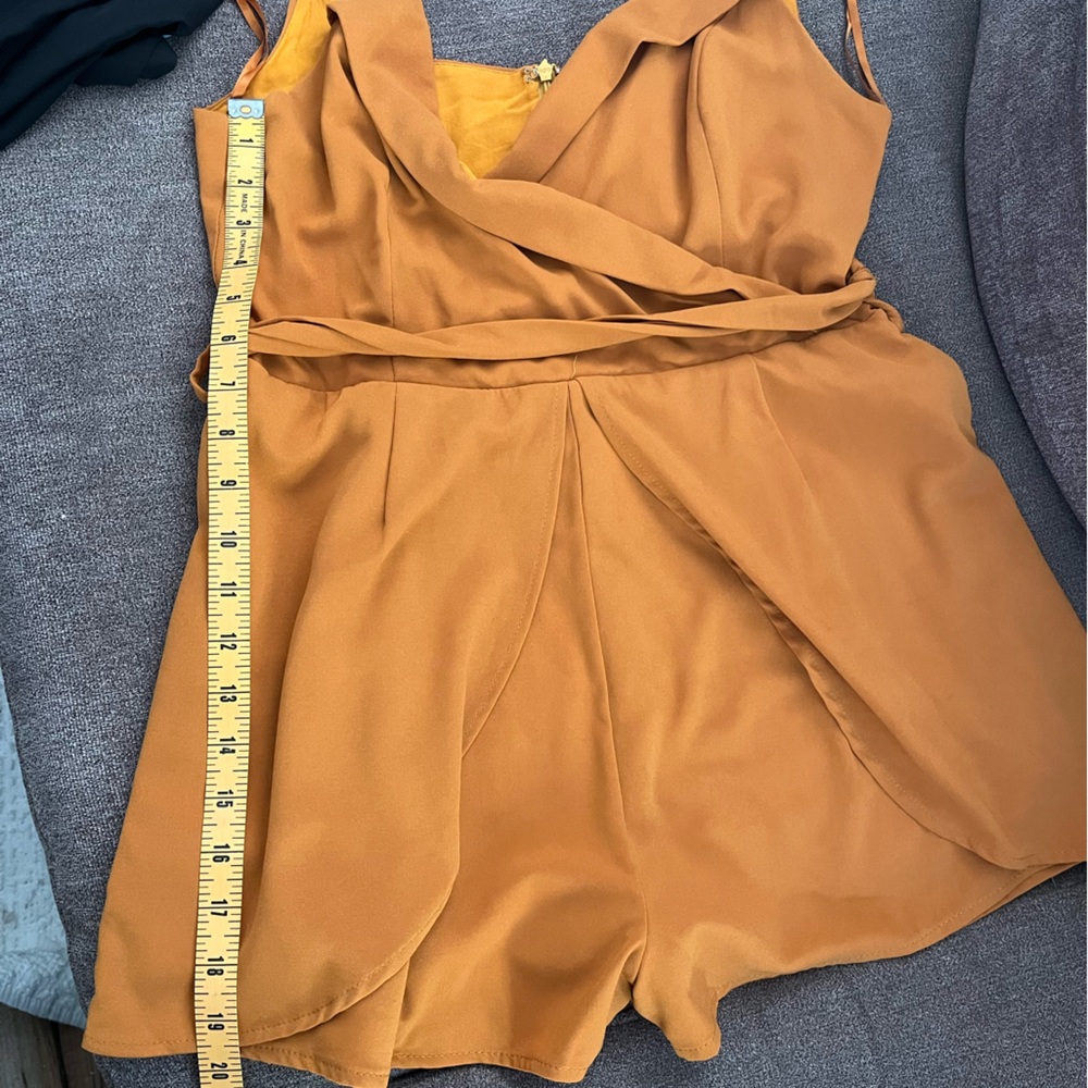 NEW Style Rack Romper - Picture 4 of 6